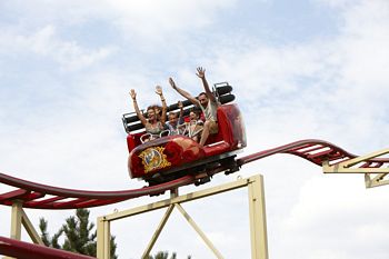 minitalia-leolandia-coaster Spinning coaster del parco divertimenti Minitalia Leolandia a Capriate (Bergamo)