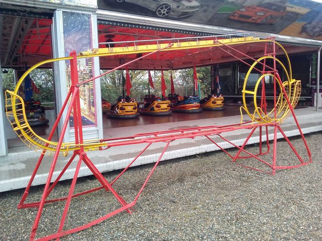 gioco del mini razzo al luna park