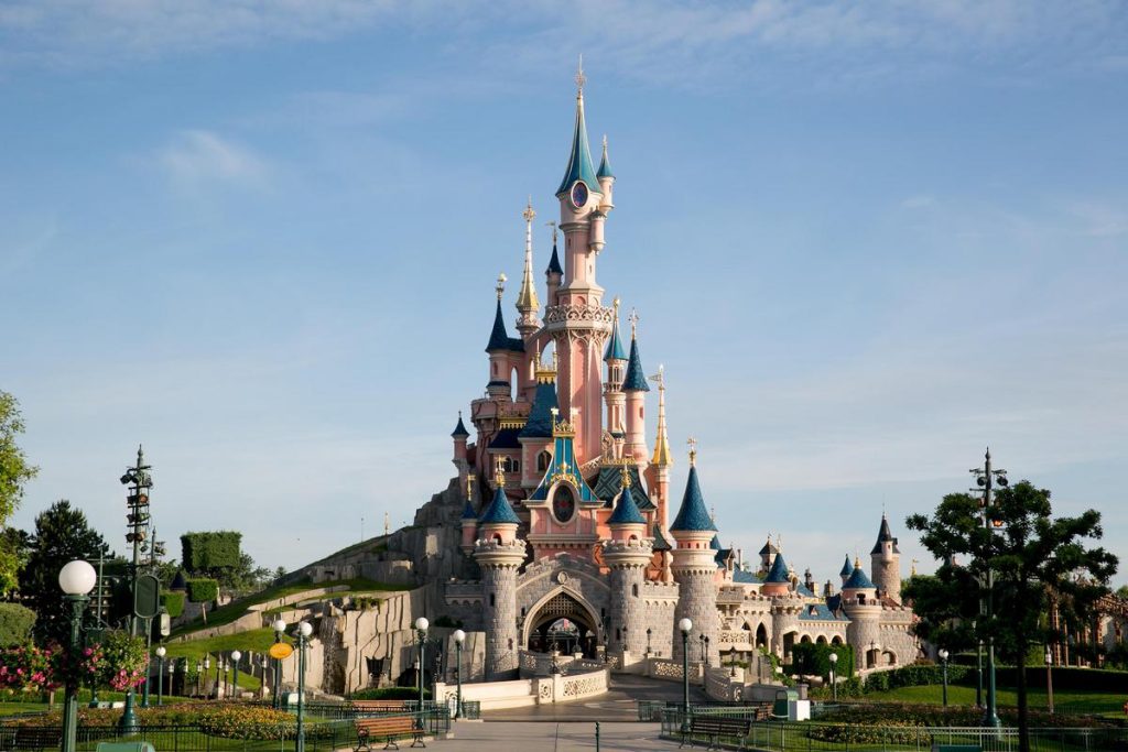 Il castello della Bella Addormentata, simbolo di Eurodisney Parigi fin alla prima apertura