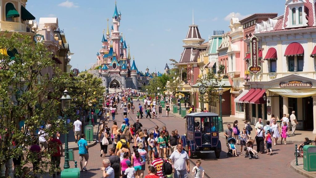 Castello di Disneyland Paris e la Main street USA del Disneyland Park (ex EuroDisney)