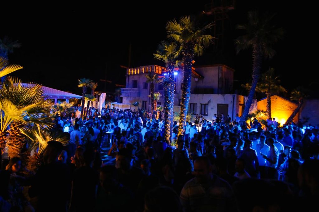 Discoteca Vanilla Club vicino al parco acquatico Caribe Bay di Jesolo