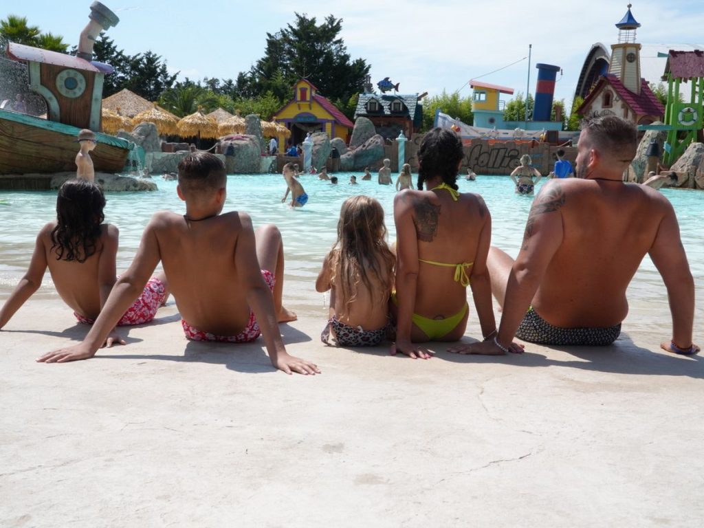 Piscina onde del parco acquatico Aquafollie di Caorle (Venezia)