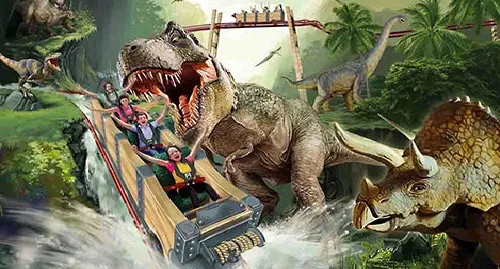 Dinosauro T-REX attacca delle persone su una imbarcazione a forma di tronco d'albero