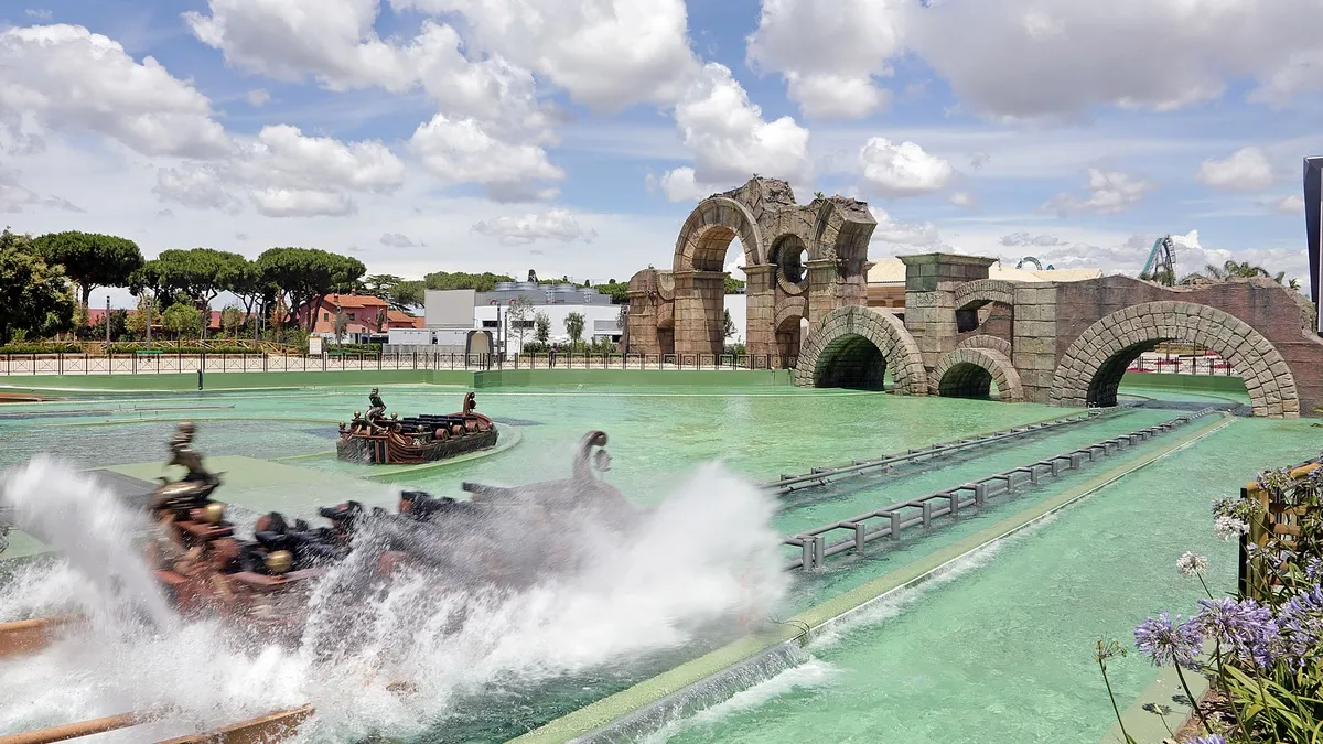Attrazione acquatica di Cinecitt&agrave; World ispirata alla Roma Antica