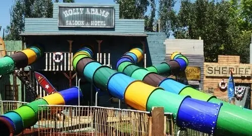 Nuova area acquatica a tema western di Cowboyland, con scivoli e tanti giochi d'acqua