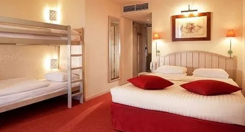 Economico albergo 3 stelle convezionato con Disneyland Parigi (ex Kyriad)