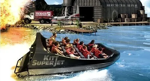Corsa su motoscafo al Parco a tema Movieland di CanevaWorld