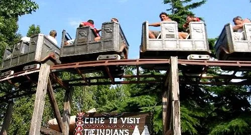 Montagne russe per famiglie a Fiabilandia