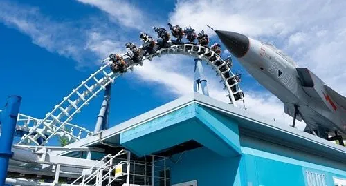 Blue Tornado, le montagne russe sospese di Gardaland Park