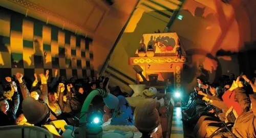 L'interno della Magic House, la casa magica di Prezzemolo