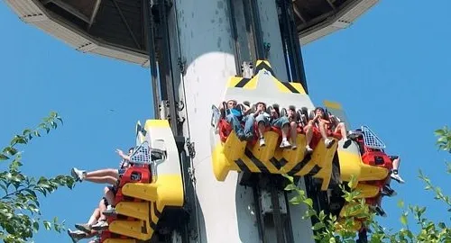 Space Vertigo, la torre di caduta libera di Gardaland Park