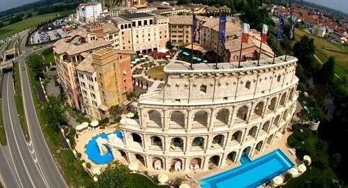Hotel tematizzato di Europa Park ispirato al Colosseo