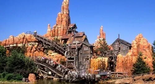 Treno della miniera a Disneyland Parigi